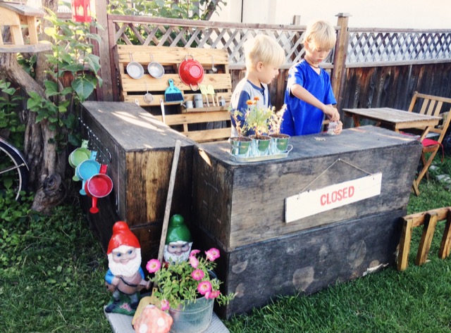 DIY mud kitchen